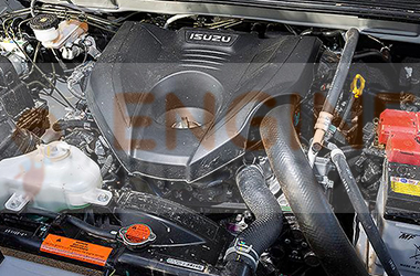 Reconditioned Isuzu engine fitted