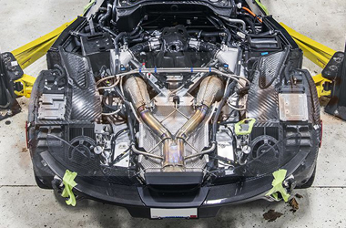 Reconditioned Mclaren P1 engine fitted